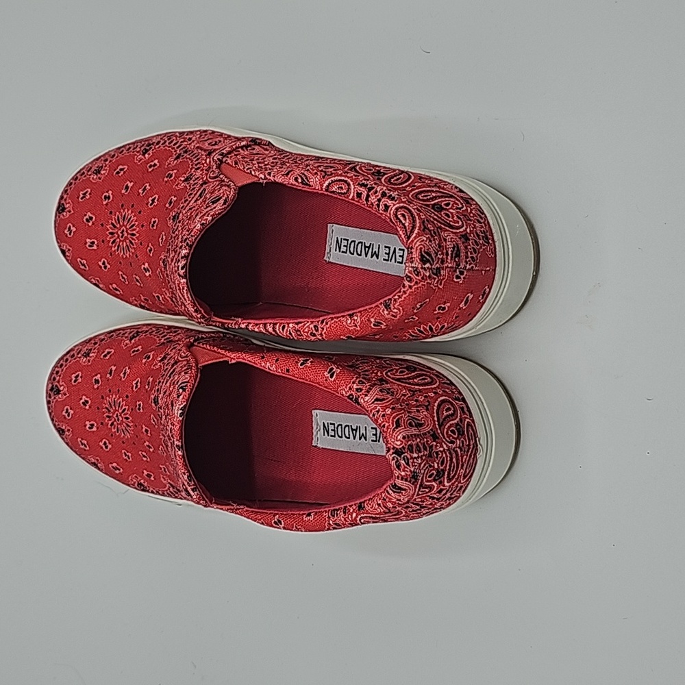 Steve Madden sneakers - Picture 3 of 5